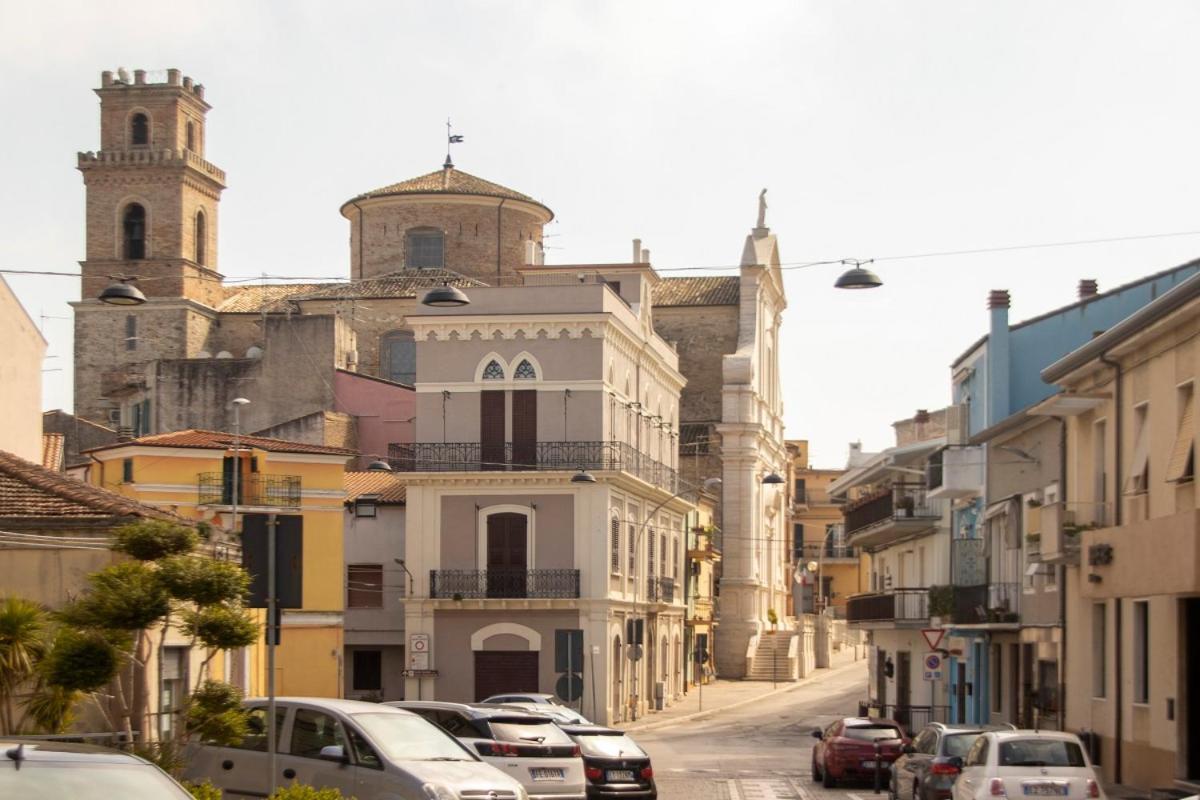 A Casa Di Era Civico 55 San Vito Chietino Buitenkant foto